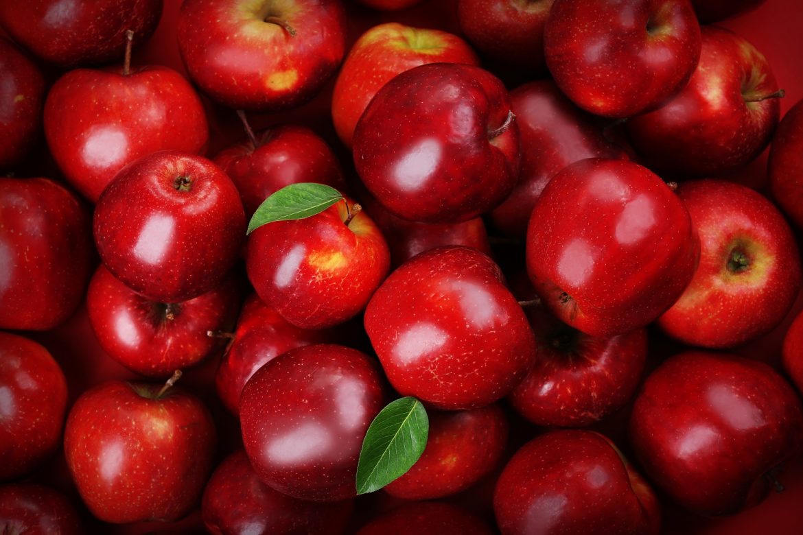 red-delicious-apple-code-4015-is-good-or-bad-alvand